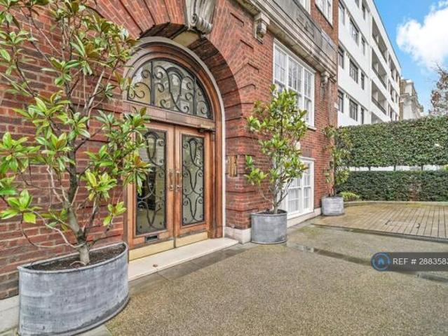 Flat for rent in Cat Hill