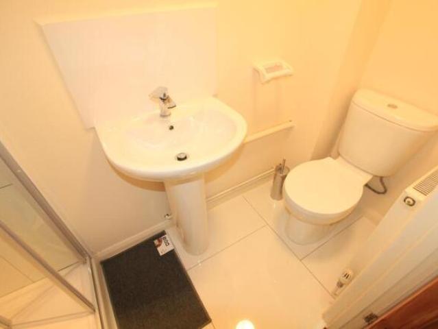 Flat for rent in Potters Corner, East Midlands