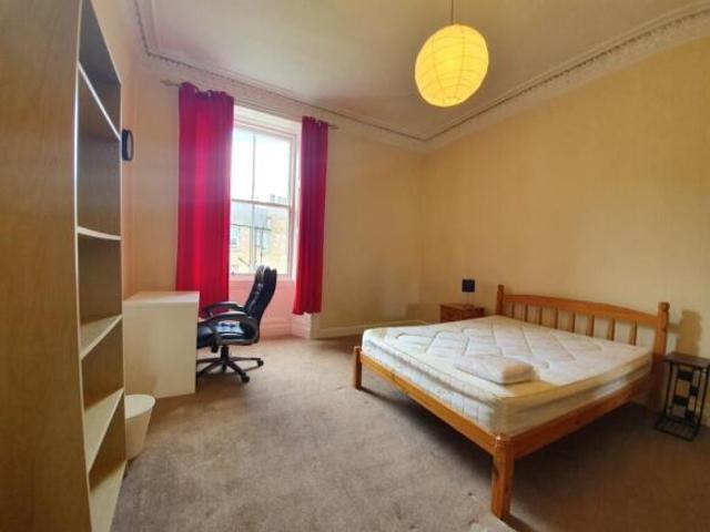 Flat for rent in Marchmont, Scotland