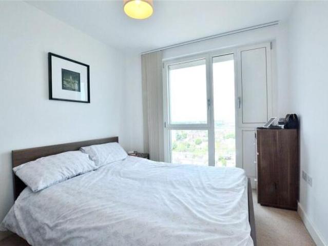 Flat for rent in Cat Hill