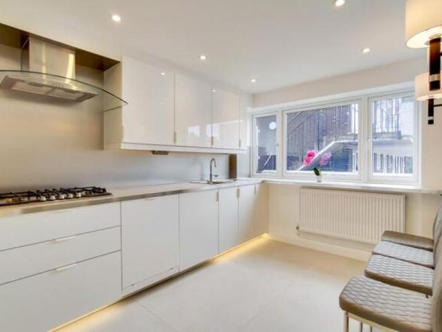 Flat for rent in Cat Hill