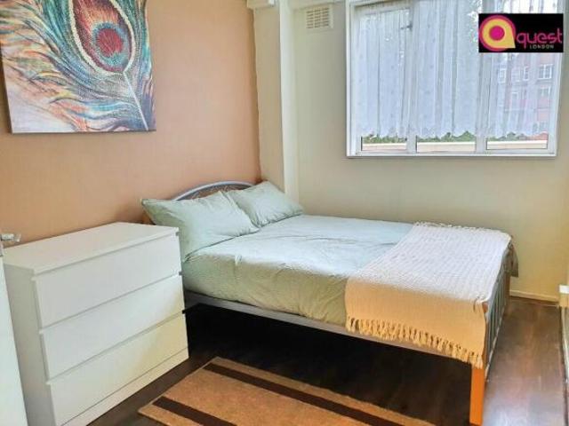 Flat for rent in Cat Hill