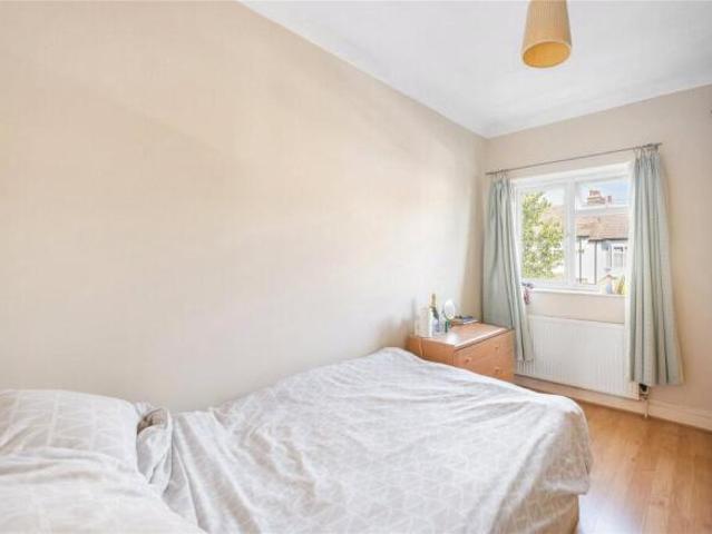 Flat for rent in Cat Hill