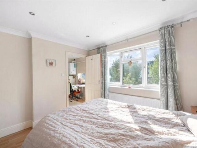 Flat for rent in Cat Hill