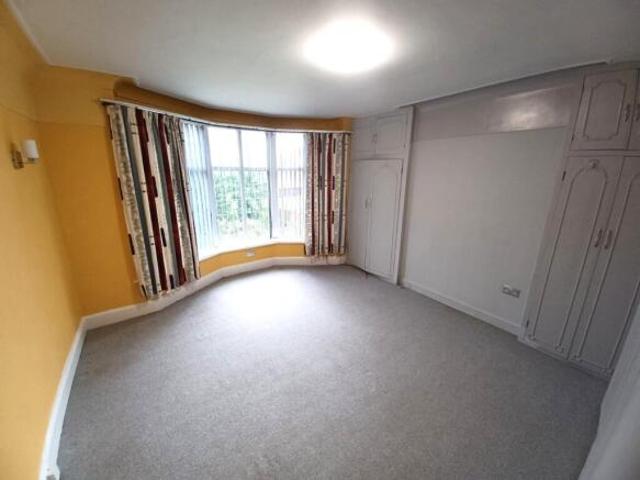 Flat for rent in Moor Allerton, West Yorkshire