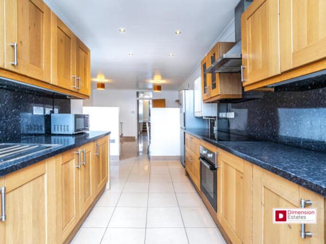 Flat for rent in Upper Clapton, Greater London