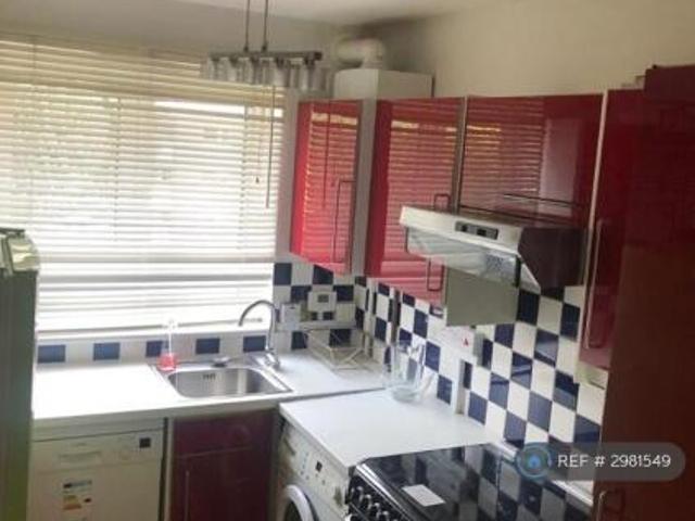 Flat for rent in Cat Hill