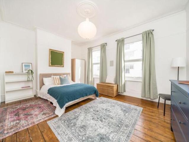 Flat for rent in London Borough of Lambeth, Greater London