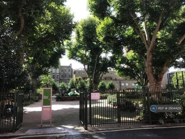Flat for rent in Cat Hill