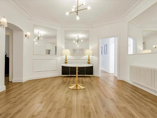 Flat for rent in St John's Wood