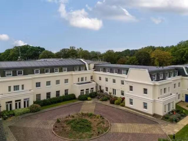 House for rent in Littlecote, West Sussex