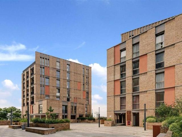 Flat for rent in Dollis Hill