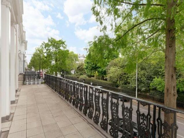 Flat for rent in Cat Hill