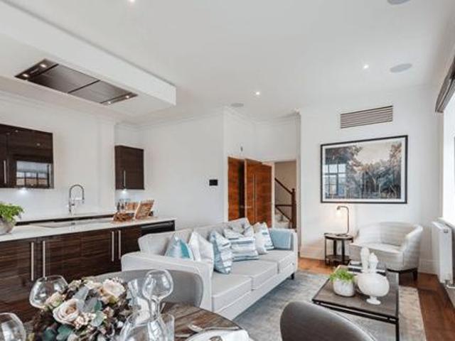 House for sale in Lyons, Greater London