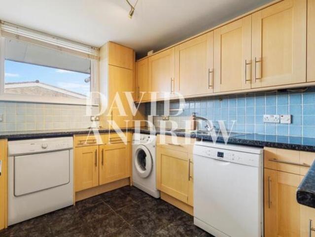 Flat for rent in Cat Hill