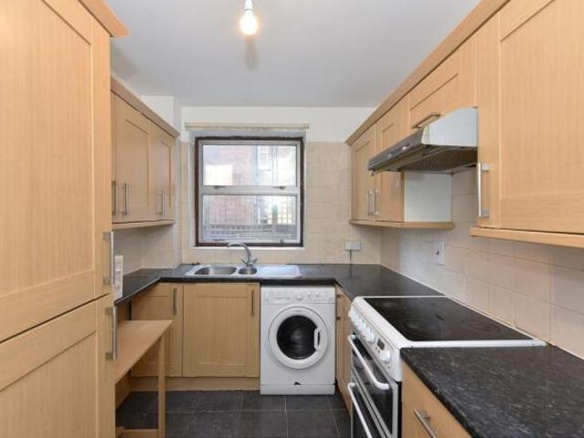 Flat for rent in Battersea, Greater London