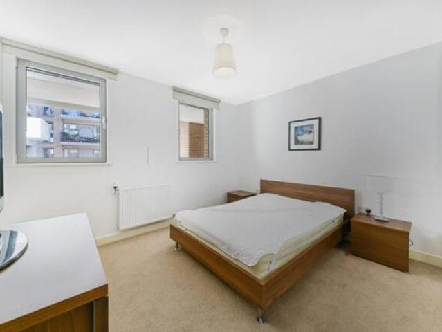 Flat for rent in Cat Hill