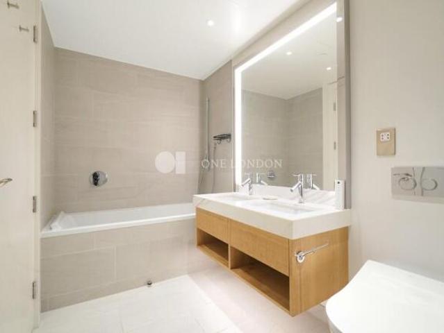 Flat for rent in Battersea, Greater London