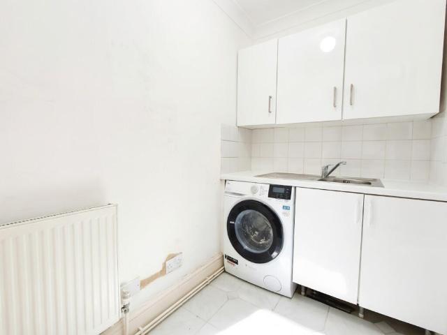 Flat for rent in Hampstead, Isle Of Man