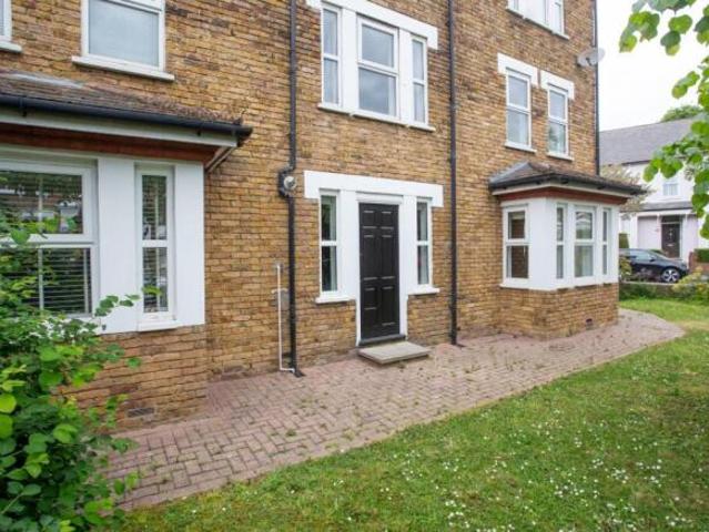 Flat for rent in Cat Hill