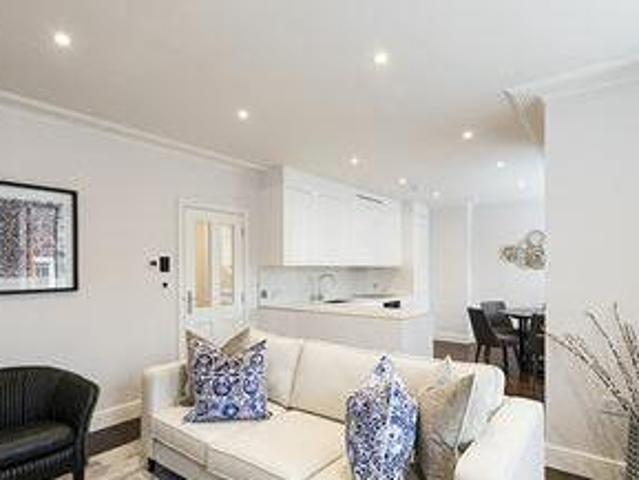 House for sale in City of London, Greater London