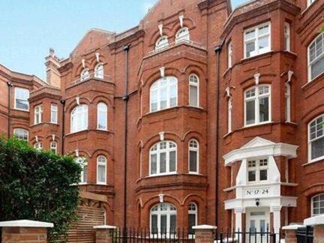 House for sale in City of London, Greater London