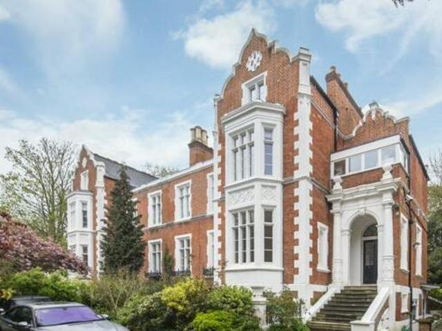 House for sale in Deepcut, Surrey