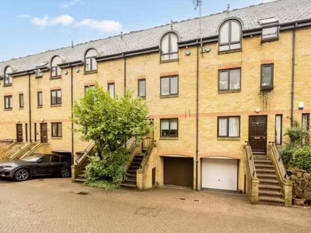House for rent in St. George in the East, Wapping