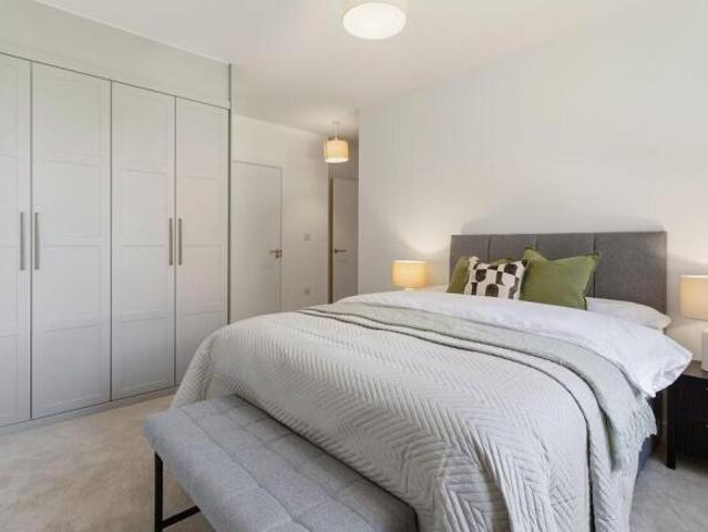 Flat for rent in Cat Hill