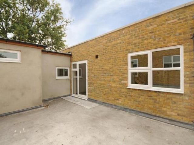 Flat for rent in Peckham, Greater London