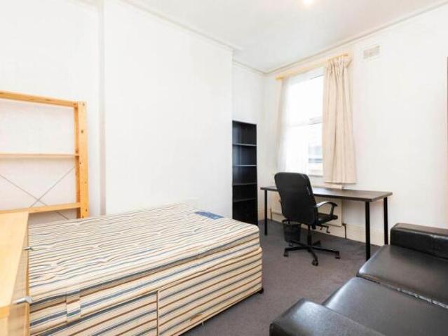 Flat for rent in Maida Vale, Greater London