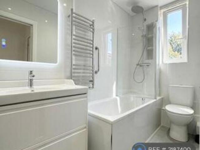 Flat for rent in Cat Hill
