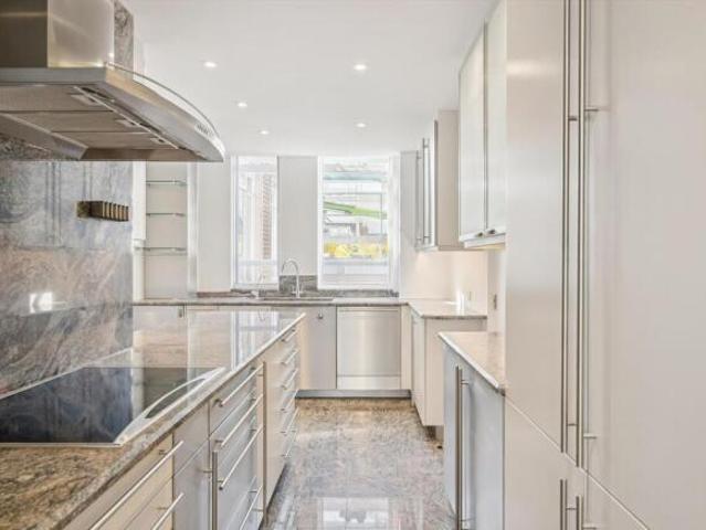 Flat for rent in Cat Hill