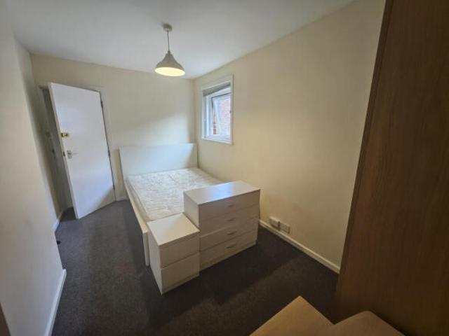 Flat for rent in Spring Vale, Hampshire