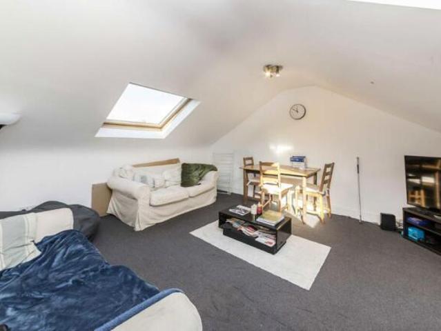 Flat for rent in London Borough of Lambeth, Greater London