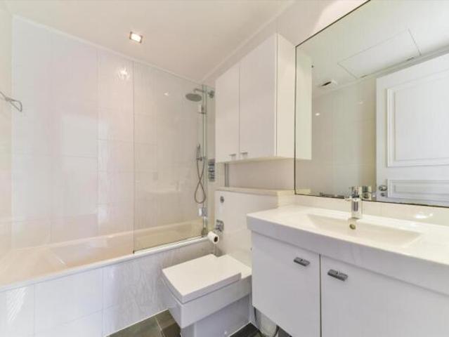 Flat for rent in Cat Hill