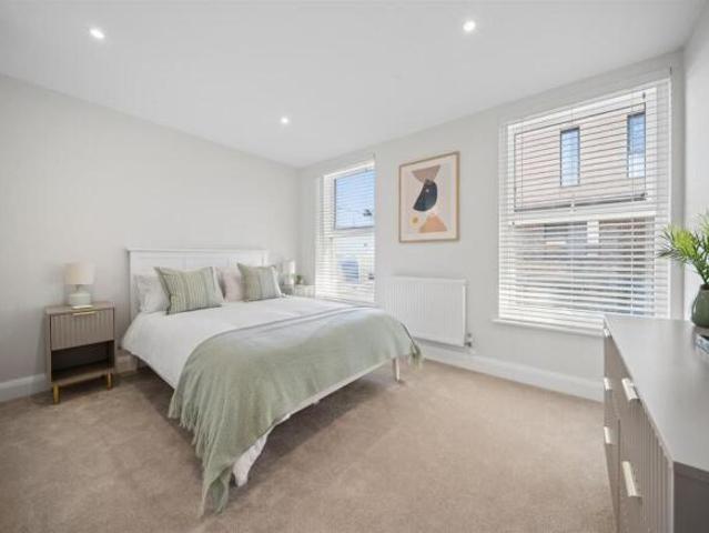 Flat for rent in Cat Hill