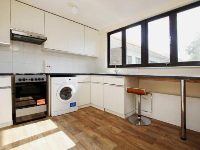 Flat for rent in Isleworth, Greater London