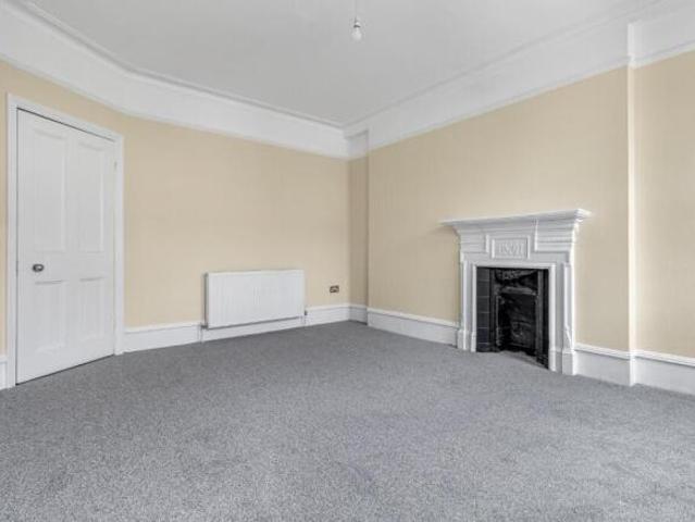 Flat for rent in Cat Hill