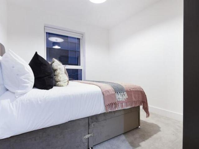 Flat for rent in Cat Hill