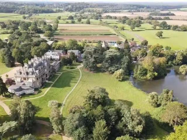 House for rent in Blackhills, Surrey