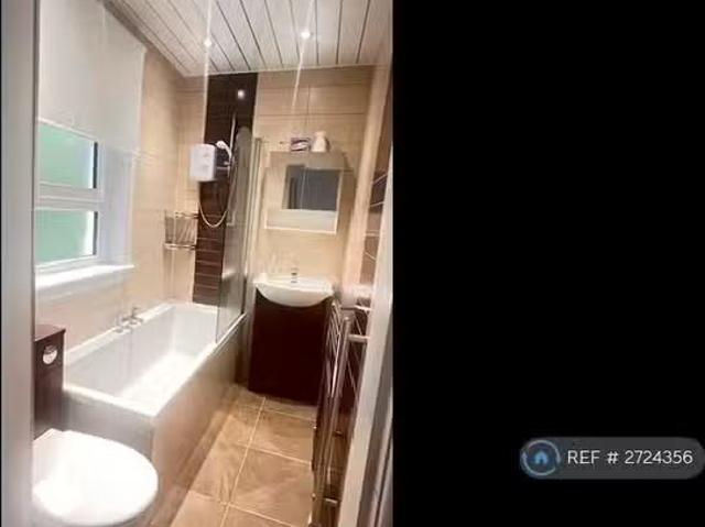 House for rent in Giffnock, Scotland