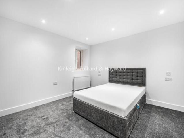 Flat for rent in Cat Hill