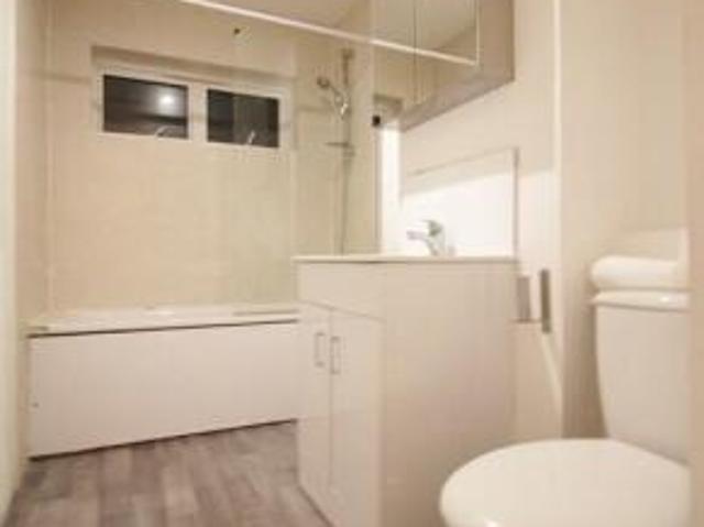 Flat for rent in Cat Hill