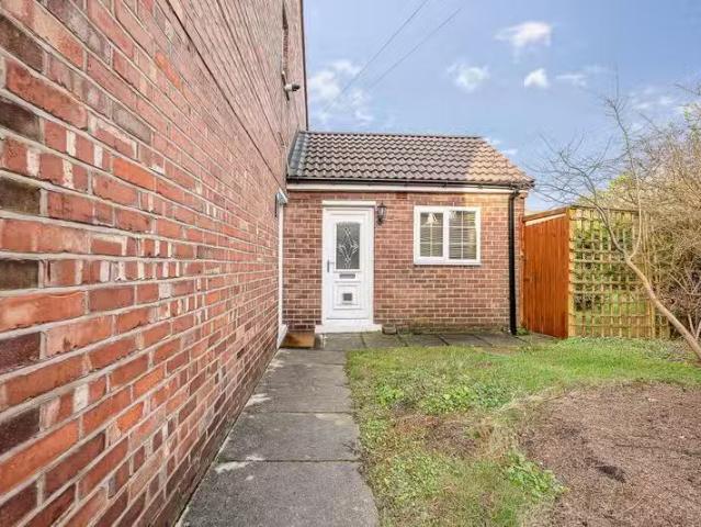 House for rent in Roby Mill, Lancashire