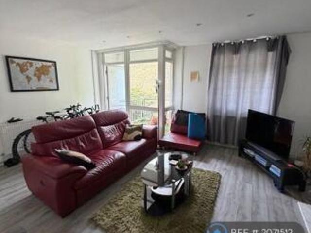 Flat for rent in Cat Hill