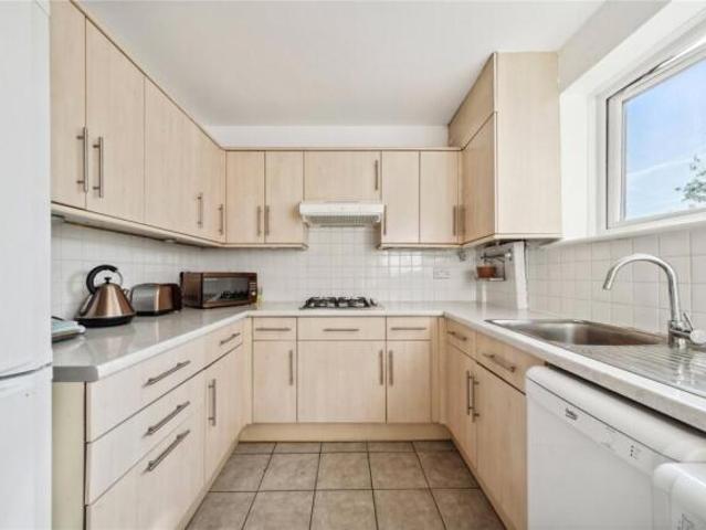 Flat for rent in Wimbledon, Greater London