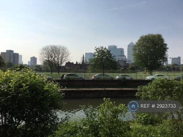 Flat for rent in Cat Hill