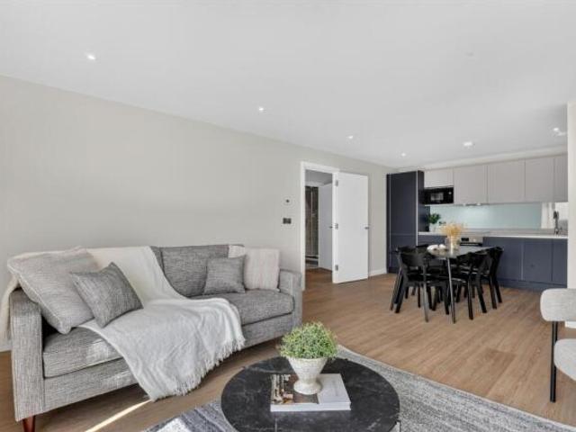 Flat for rent in Cat Hill