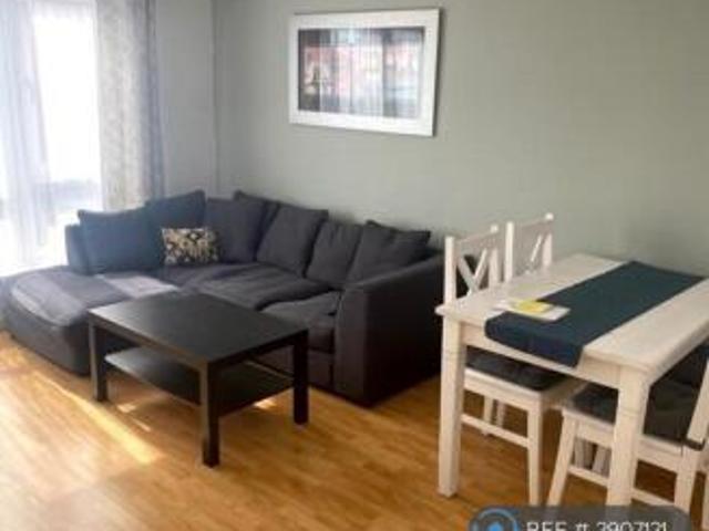 Flat for rent in Cat Hill